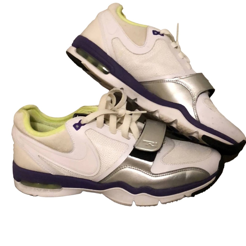 Women’s Nike Trainer One size 8